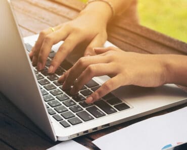What It’s Like To Work Online From Home In My Experience What It’s Like To Work Online From Home In My Experience