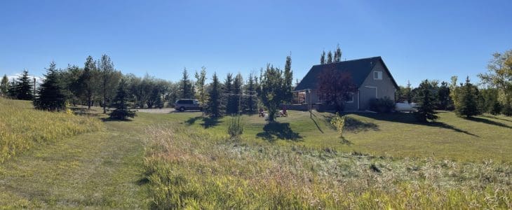 My Favorite Cabin To Book Near Edmonton: Beaver Hills Retreat